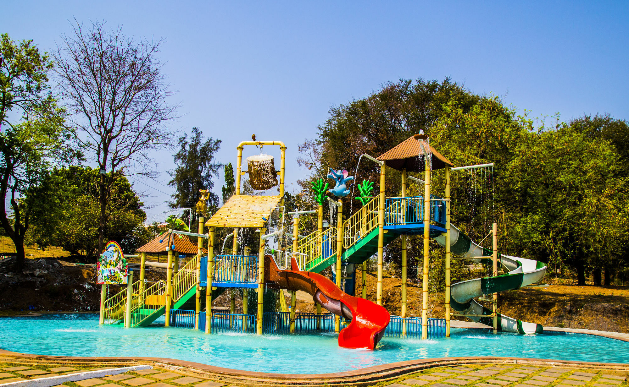 Khanvel Resort Silvassa Dış mekan fotoğraf