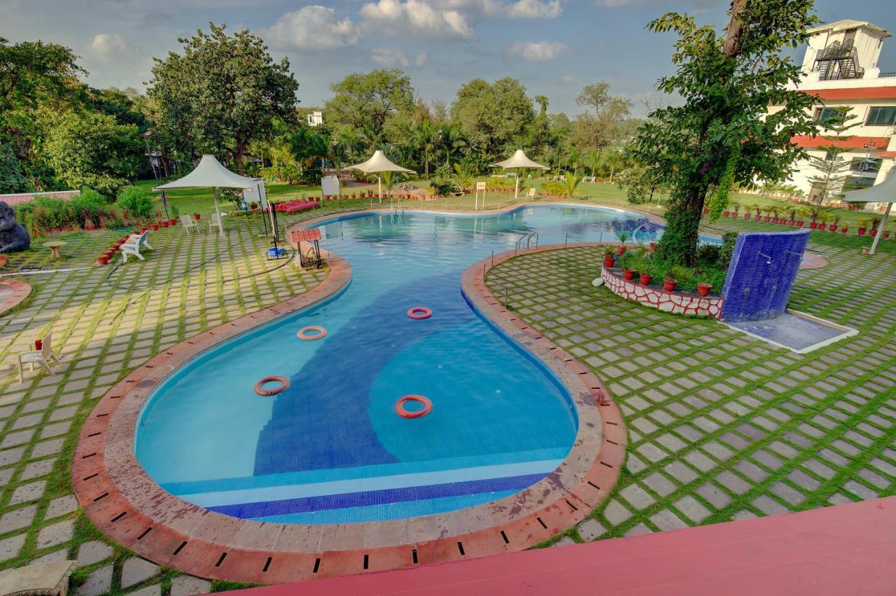 Khanvel Resort Silvassa Dış mekan fotoğraf